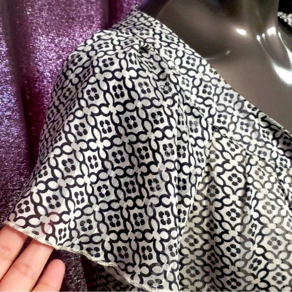 Sara Michelle Black & Cream Ruffle Sleeve Casual Workwear Blouse Top, Size L - Picture 2 of 13